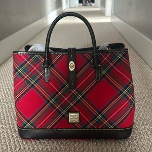 Dooney & Bourke Purse